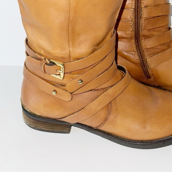 Steve Madden Albany Cognac Leather Belted Riding Boots Sz 8.5 - Picture 4 of 12